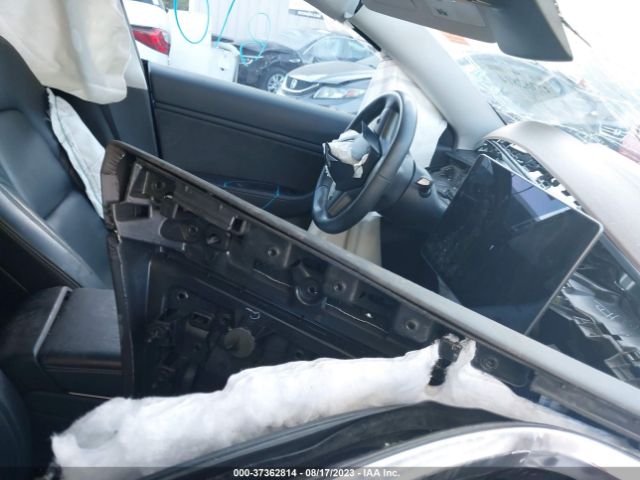 5YJ3E1EA3KF325090 Tesla Model 3 Range