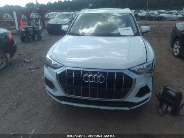 WA1AUCF34M1134127 Audi Q3 PREMIUM