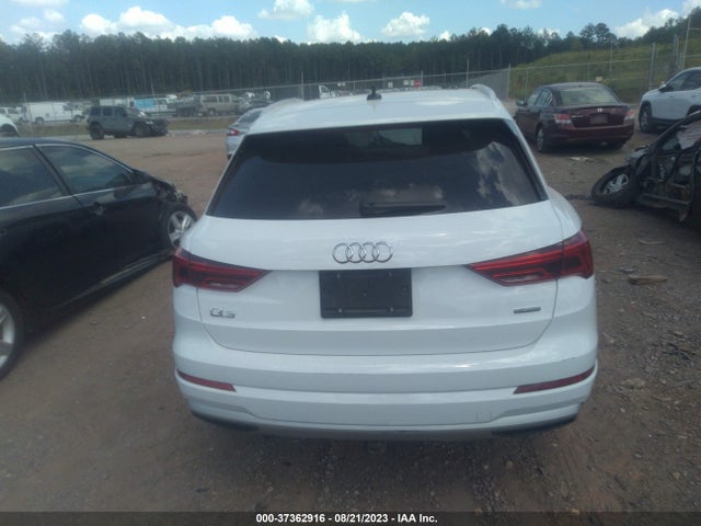 WA1AUCF34M1134127 Audi Q3 PREMIUM