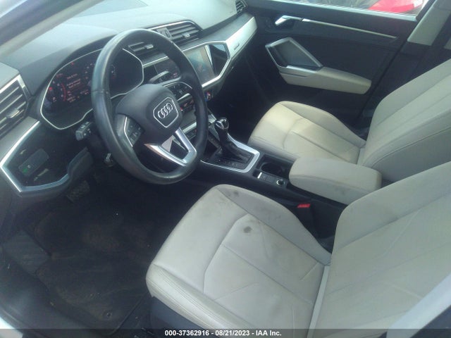 WA1AUCF34M1134127 Audi Q3 PREMIUM