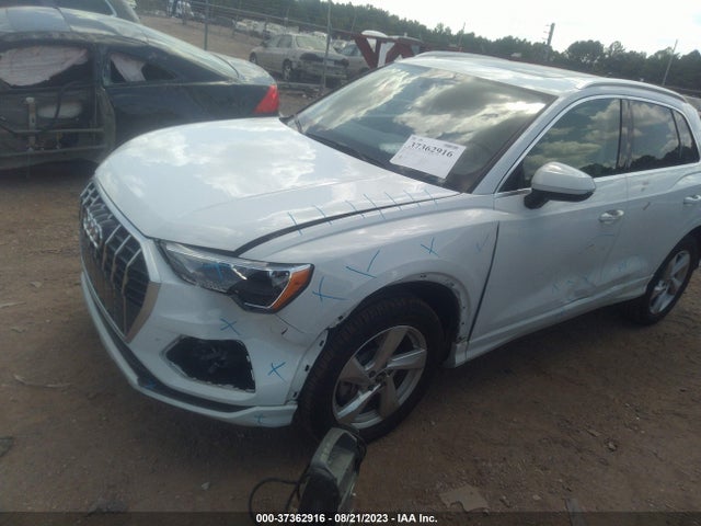 WA1AUCF34M1134127 Audi Q3 PREMIUM