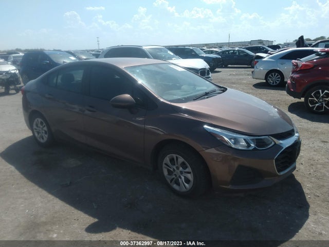 Chevrolet CRUZE LS 2019 1G1BC5SMXK7137348 Image 1