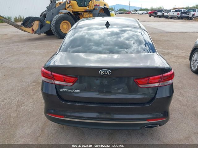KNAGT4L33J5233875 KIA Optima Lx