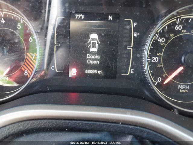 1C4PJMCS7EW296221 Jeep Cherokee Altitude