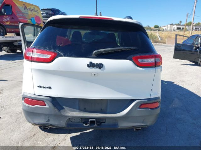 1C4PJMCS7EW296221 Jeep Cherokee Altitude