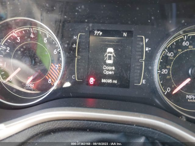 1C4PJMCS7EW296221 Jeep Cherokee Altitude