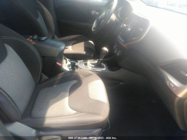 1C4PJLAB7FW669336 Jeep Cherokee Sport