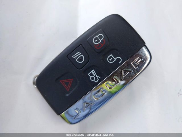 SAJAE4BG0HA955704 Jaguar Xe 25t Prestige
