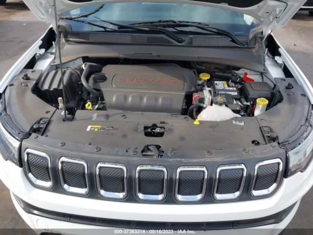 3C4NJCBB9NT198235 Jeep Compass Latitude