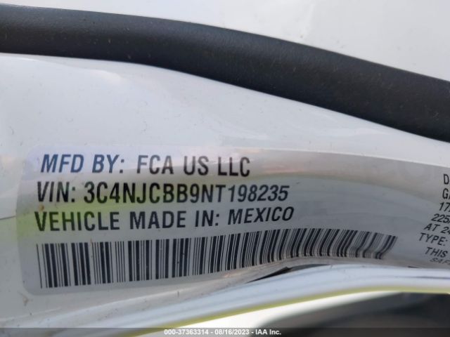 3C4NJCBB9NT198235 Jeep Compass Latitude