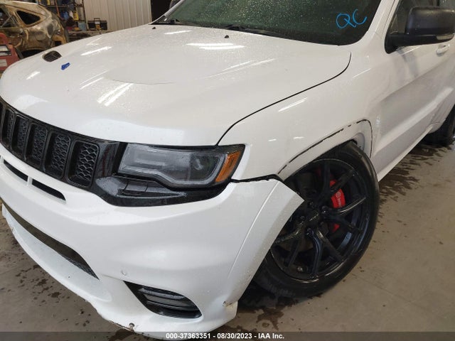 1C4RJFDJ3JC135693 Jeep Grand Cherokee Srt