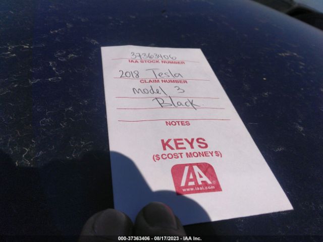 5YJ3E1EB5JF186832 Tesla Model 3 Long Range