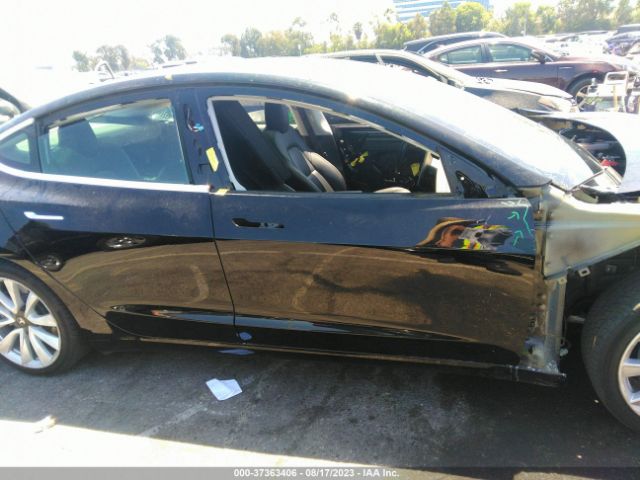 5YJ3E1EB5JF186832 Tesla Model 3 Long Range