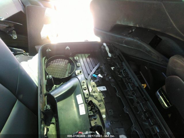5YJ3E1EB5JF186832 Tesla Model 3 Long Range