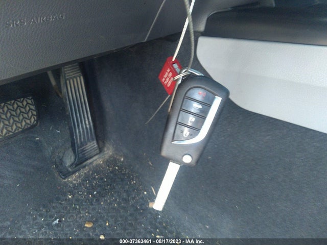 Toyota CAMRY LE 2018 4T1B11HK5JU087790 Image 3