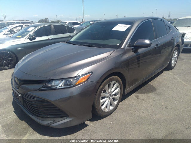 Toyota CAMRY LE 2018 4T1B11HK5JU087790 Image 2