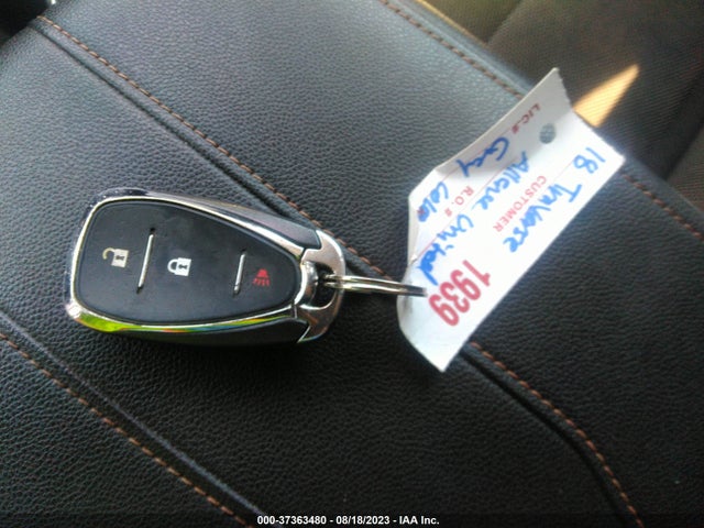 Chevrolet Traverse Lt Cloth 2018 1GNERGKW0JJ185627 Image 3