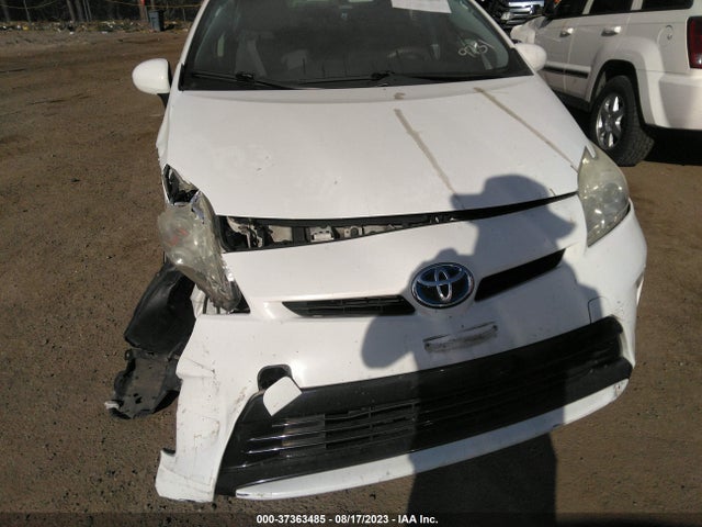 Toyota Prius Four 2015 JTDKN3DU1F1989731 Image 6