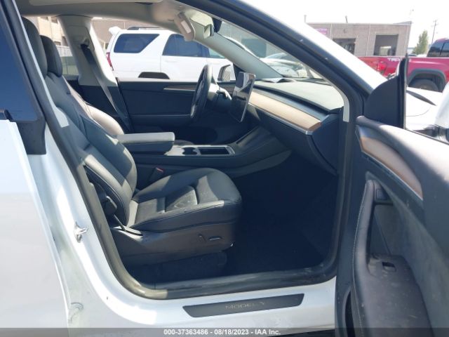 2023 TESLA MODEL Y 7SAYGDEE7PF602371 Photo 4