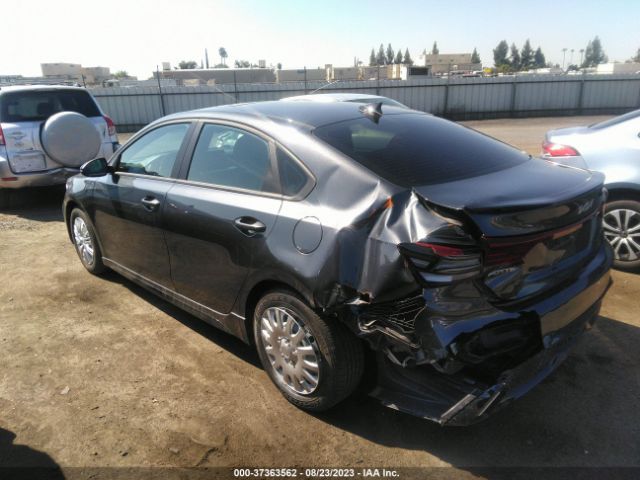 3KPF54AD8PE597615 KIA Forte Gt-line