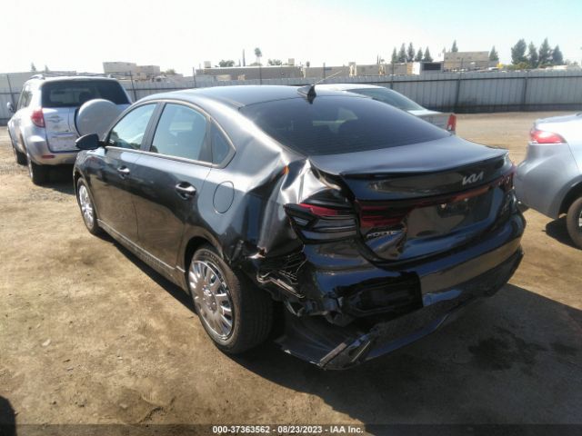 3KPF54AD8PE597615 KIA Forte Gt-line