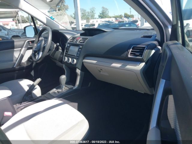 JF2SJABC9HH478886 Subaru Forester