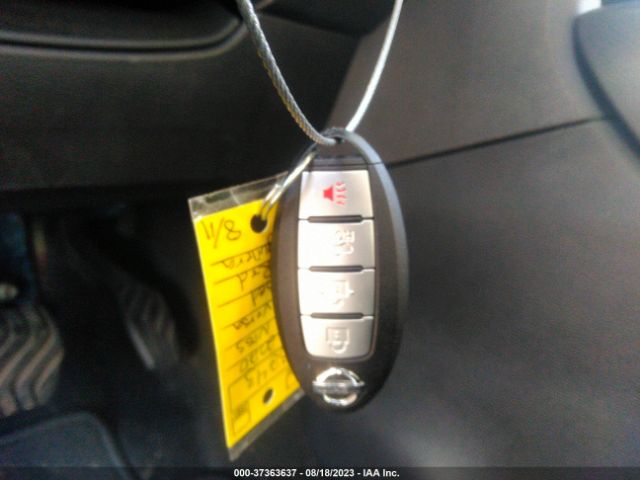 3N1CN8EV5LL865588 Nissan VERSA SV