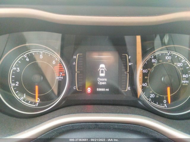 1C4PJLAB6HW527255 Jeep Cherokee Altitude