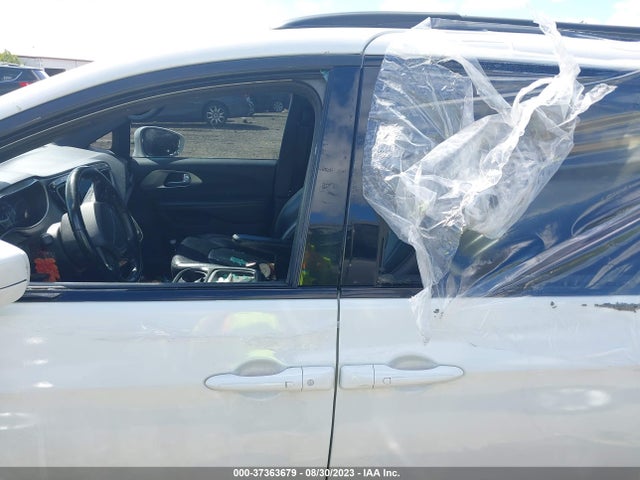 Chrysler Pacifica Touring L 2018 2C4RC1BG0JR306153 Image 6