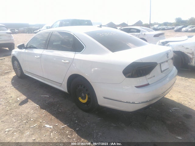 1VWBT7A36GC053308 Volkswagen Passat 1.8t Se