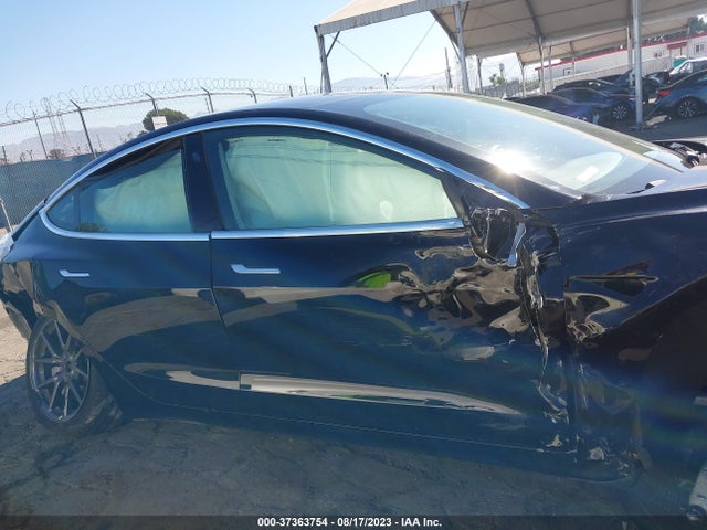 Tesla Model 3 Range Battery 2018 5YJ3E1EA5JF172176 Image 12