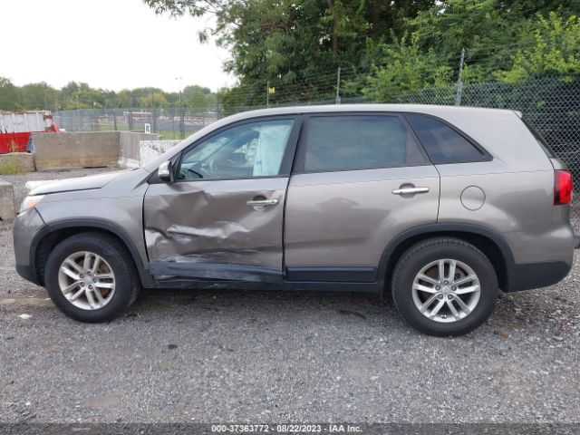 5XYKT3A65FG621631 KIA SORENTO LX
