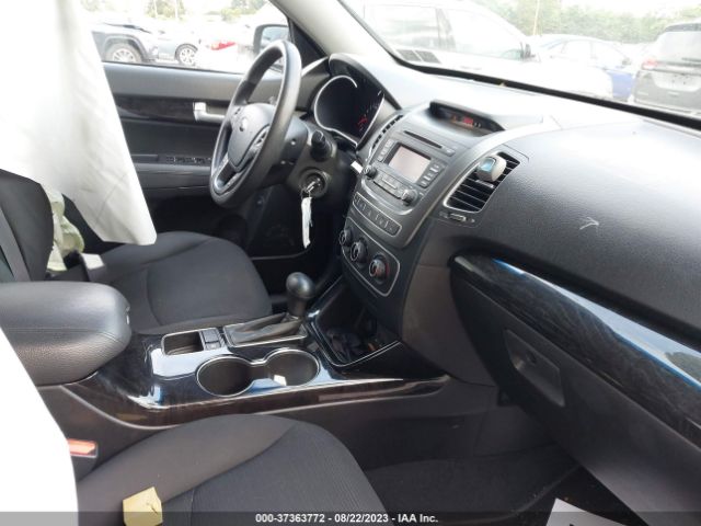 5XYKT3A65FG621631 KIA SORENTO LX