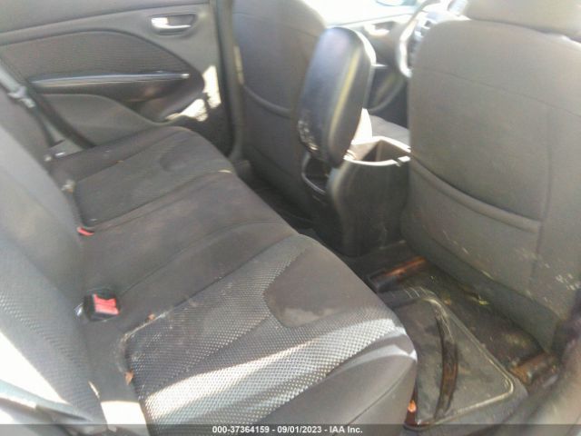 1C3CDFAA0GD643936 Dodge DART SE