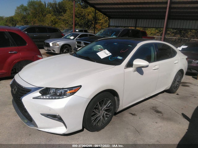 58ABK1GG7HU057929 Lexus ES