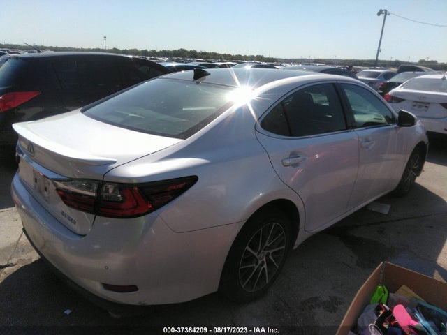 58ABK1GG7HU057929 Lexus ES