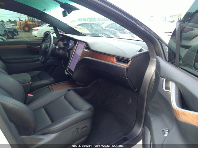 Tesla Model X Long Range 2020 5YJXCDE21LF282176 Image 13