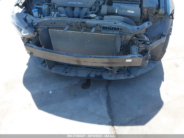 2018 HYUNDAI ELANTRA SEL VIN: KMHD84LF9JU718122