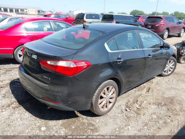 KNAFX4A84E5198090 KIA FORTE EX