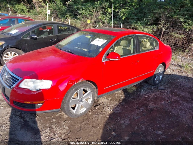2008 VOLKSWAGEN PASSAT WVWAK73C68E073918 Photo 1