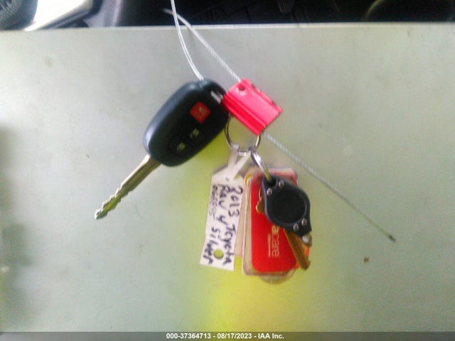 2013 TOYOTA RAV4 LE VIN: 2T3ZFREV7DW068845