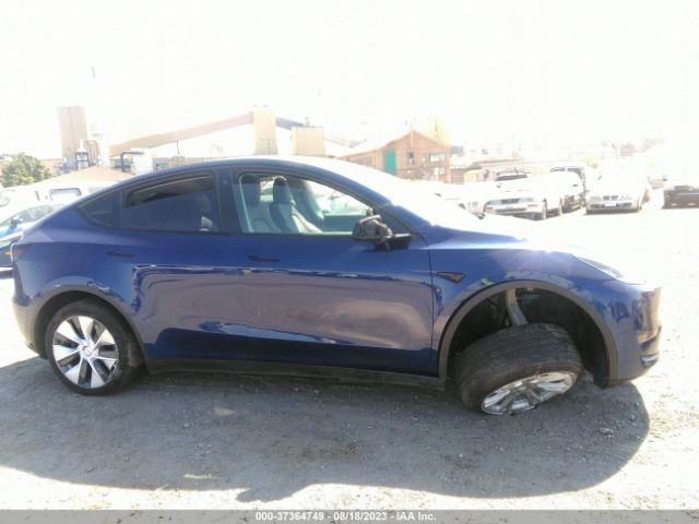 5YJYGDEE2MF073582 Tesla Model Y Long Range