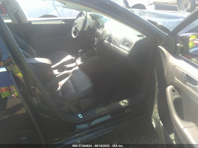 2013 VOLKSWAGEN JETTA SEDAN SE W/CONVENIENCE VIN: 3VWDP7AJ6DM366963