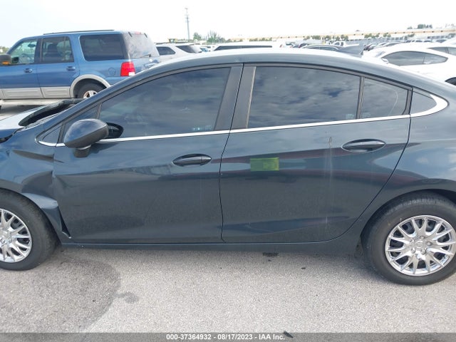 Chevrolet CRUZE LT 2018 1G1BE5SM1J7114971 Image 14