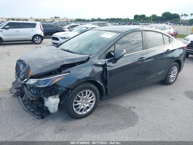 Chevrolet CRUZE LT 2018 1G1BE5SM1J7114971 Image 2