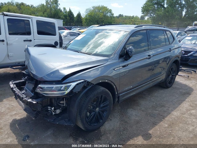 3VV8B7AX2NM171288 Volkswagen Tiguan Se R-line Black