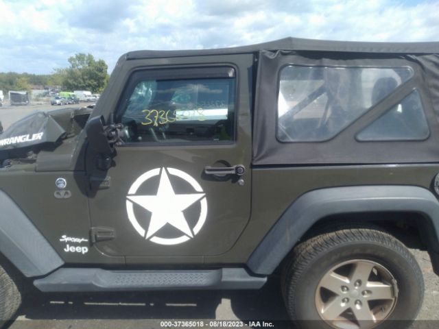 1C4AJWAG2FL690907 Jeep Wrangler Sport
