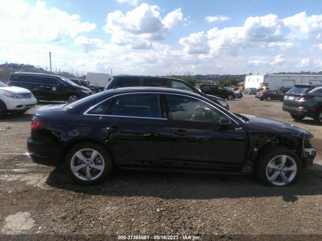 WAUDNAF45KA105064 Audi A4 PREMIUM