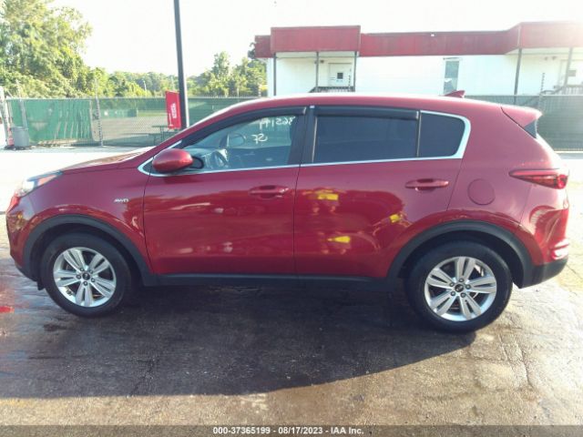 KNDPMCAC9H7242141 KIA Sportage Lx
