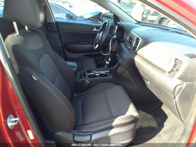 KNDPMCAC9H7242141 KIA Sportage Lx